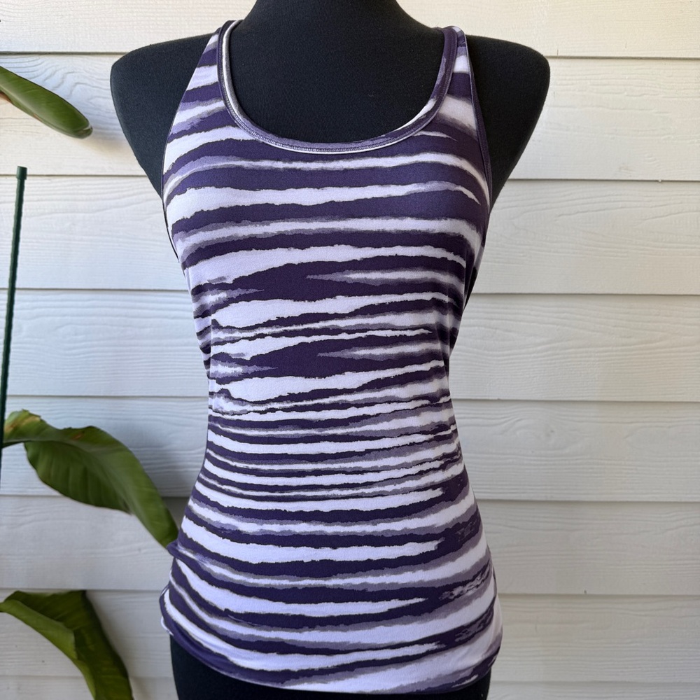 Nike‎ Pro Dri Fit Animal Print Racer Back Scoop Neck Women’s Tank Top Size M